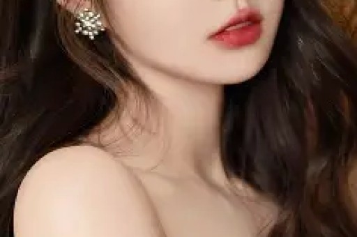 晚上好。吻雅卫生纸一袋35元。两袋65元。三袋90花之语卫生纸一袋38两袋7三袋110海洋之花407911应顾客所说。恢复零售价格。从明天开始。特价价格。到今天结束。共计卖出50袋纸